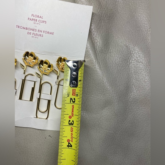 Floral paper clips set of 5 gold tone - Picture 2 of 4